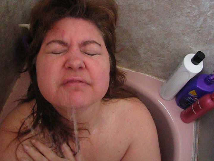 More Pics Of Exposed Obese Whale Fat Pig Susan Kirsch (975/1788)