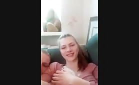 russian babe tries to periscope and fuck and the same time